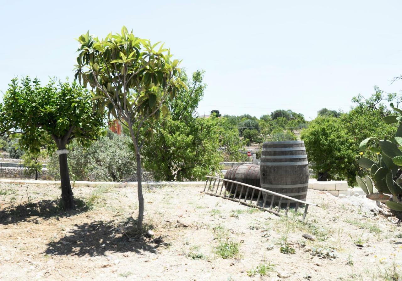 منزل الضيف نوتو  في Jardinu المظهر الخارجي الصورة